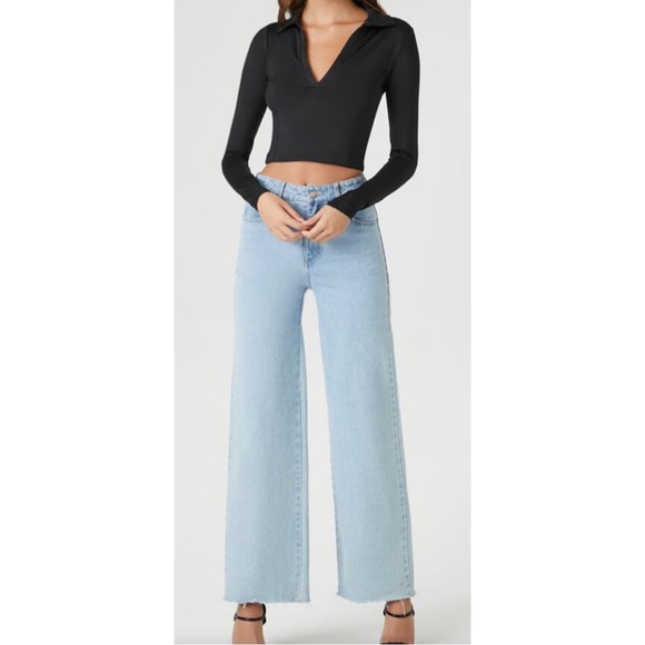 FOREVER 21 ~Contour Split-Neck Crop Top (NWT) - Picture 3 of 8